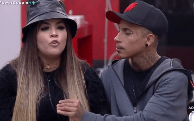 Mari e Deborah batem boca durante formação de DR no Power Couple: “Não ofende ele de novo”