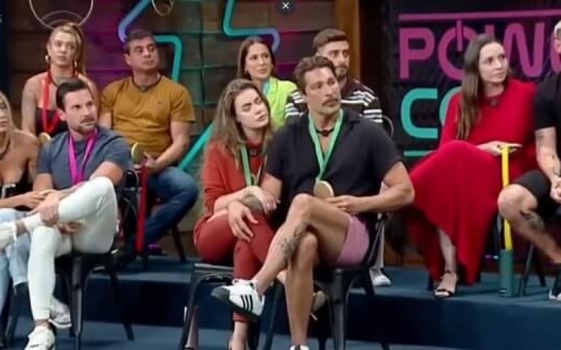 Power Couple 2025: prova das mulheres tem de cobras a tanque de enguia