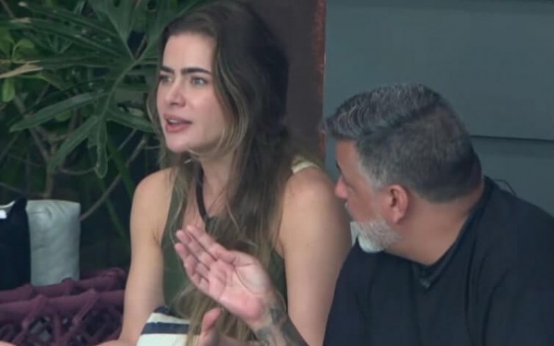 Rayanne acusa Francine de inveja e clima esquenta no Power Couple Brasil 7.