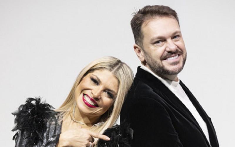 Adryana e Albert são os primeiros finalistas do Power Couple Brasil 6