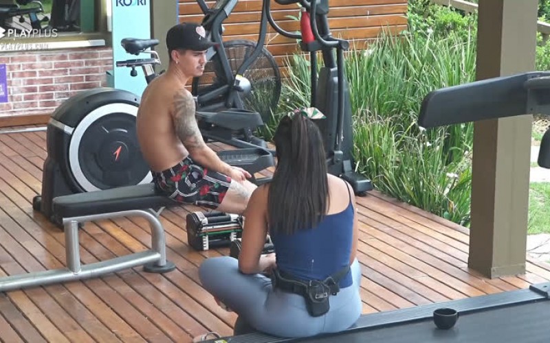 Biel e Tays refletem sobre a postura dos peões - A Fazenda 12