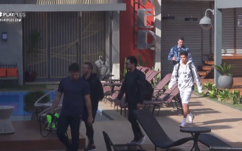 Casais se despedem e homens partem para o camarim - Power Couple Brasil 5