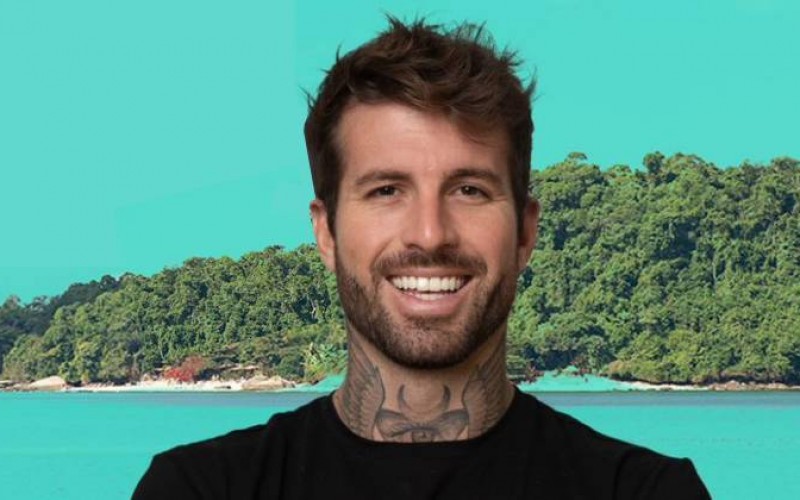 Claudinho Matos promete se dedicar ao máximo para o reality Ilha Record<br>