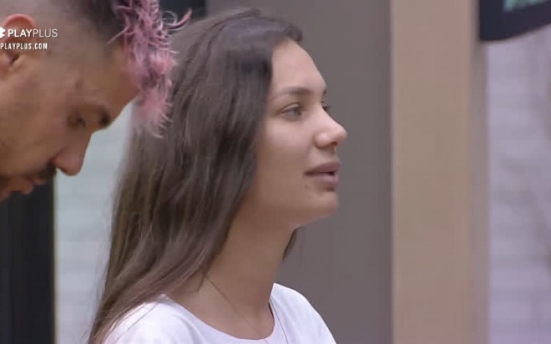 "Colegas de reality" de longa data, Lipe e Stéfani comemoram "segunda chance" - A Fazenda 12