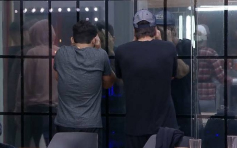 Confira 7 fofocas dos casais do Power Couple que fazem inveja em A Hora da Venenosa