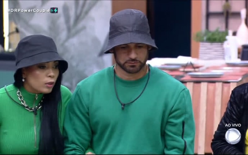 Eliza e Hadballa colocam Casal Passa na DR | Power Couple Brasil 6