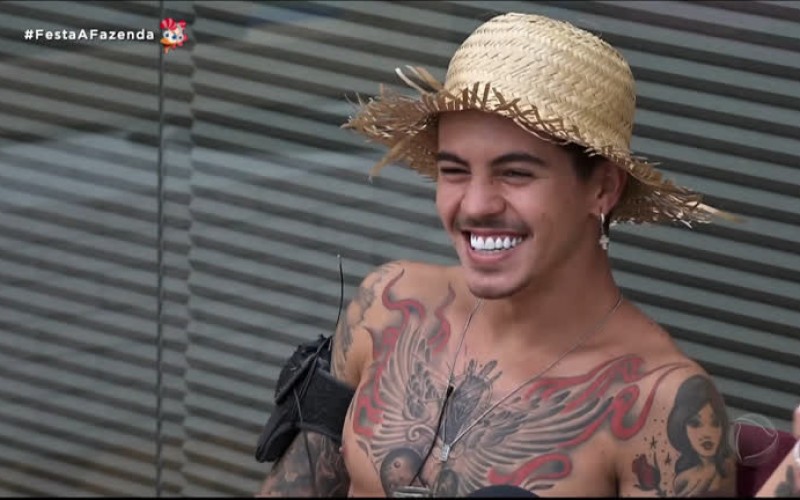 Em tom de brincadeira, Biel e Jojo relembram discussões que tiveram no confinamento – A Fazenda 12