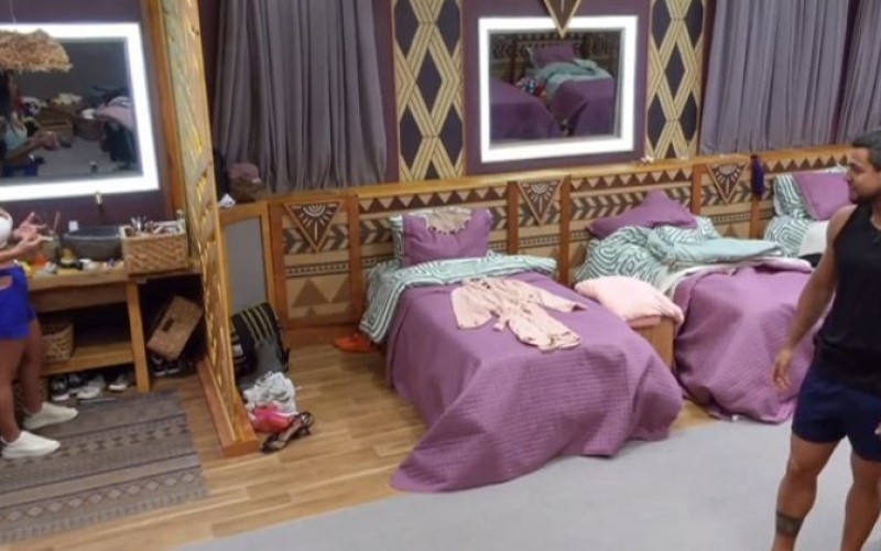 Exilados se irritam com atitude de Whendy após desentendimento com Caique