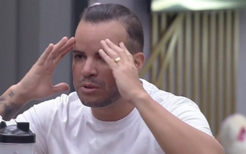 Filipe se revolta com Bibi durante jogo da discórdia no Power Couple