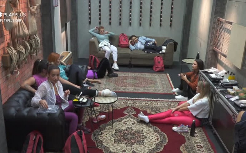 Geórgia conta história de viagem sozinha para ilha - Power Couple Brasil 5