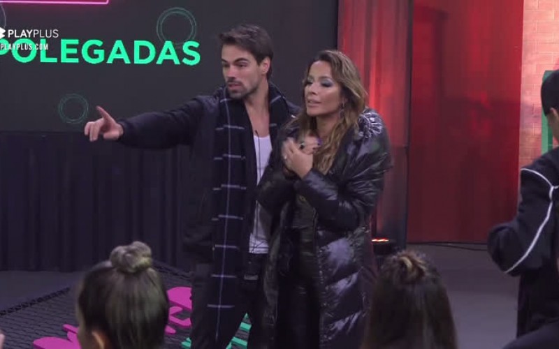 "Já entendemos que daqui pra frente o jogo é esse", diz Renata em discussão com casais - Power Couple Brasil 5