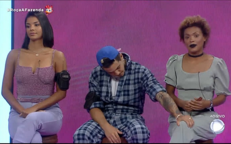 Já na Roça, Biel puxa Lidi para ocupar o terceiro "banquinho" - A Fazenda 12