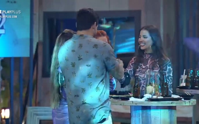 Karol e Brenda celebram "casamento" de Lu e Hadad | Power Couple Brasil 6