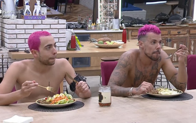 Lipe e Lucas compartilham novo visual - A Fazenda 12