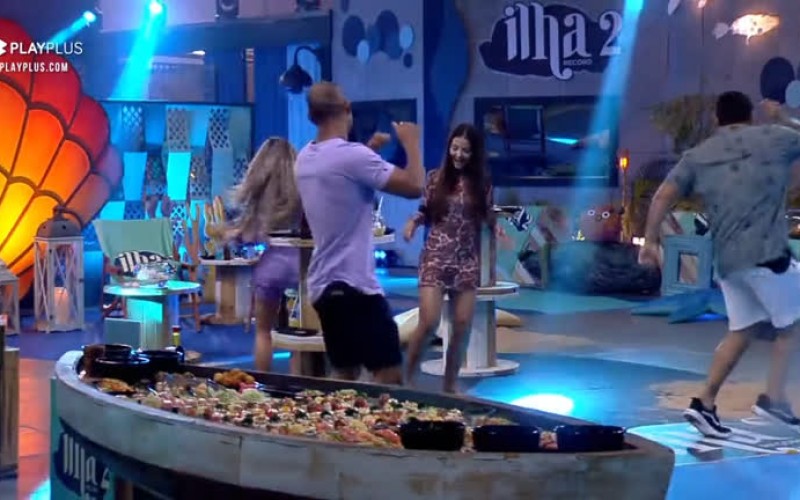 Luana, Karol, Hadad e Mussunzinho se jogam no funk | Power Couple Brasil 6