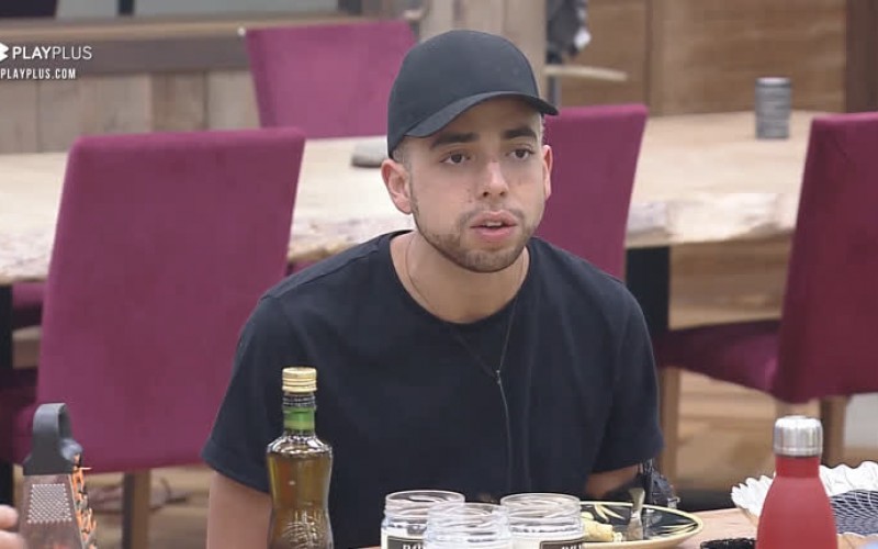 Lucas desabafa sobre Poder da Chama dado por Lipe - A Fazenda 12