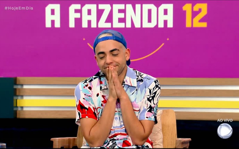 Lucas ouve o que os outros peões falarem dele
