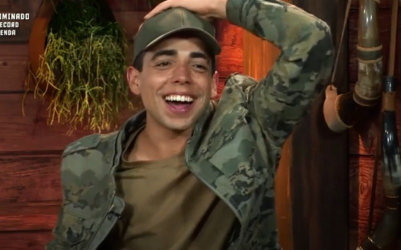 Lucas revela que há chance para "Selfissa" fora de A Fazenda 12Â