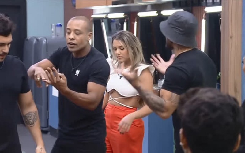 Mais treta! Mussunzinho aponta incoerências de Hadballa no jogo | Power Couple Brasil 6