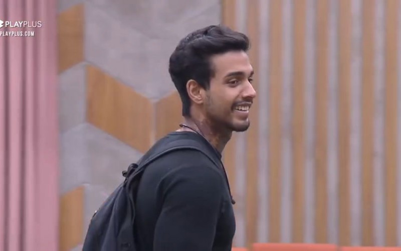 Matheus comenta que realiza as provas de calça por medo de cobra | Power Couple Brasil 6