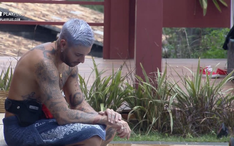 MC Gui e Gui Araujo se desentendem e discutem sobre tatuagem - A Fazenda 13