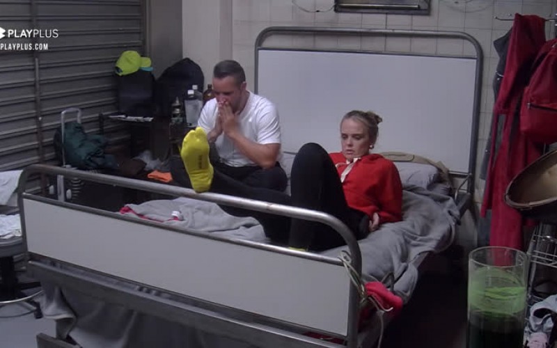 Nos quartos, casais analisam brigas do último domingo (13) - Power Couple Brasil 5