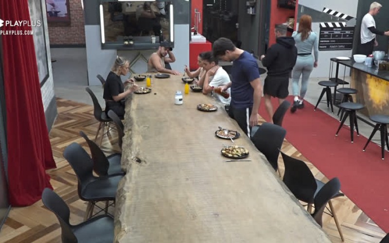 Participantes almoçam na Mansão após o término da sexta Prova dos Casais - Power Couple Brasil 5