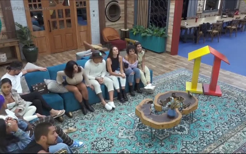 Peões participam de dinâmica no Hora do Faro