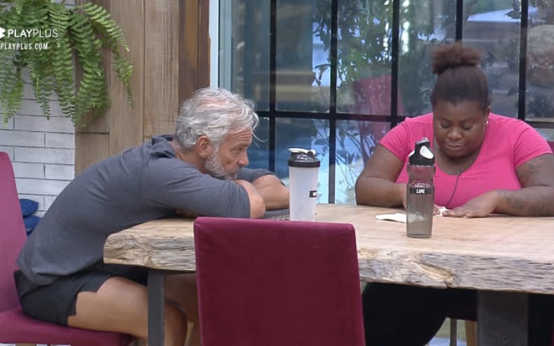 "Podem chegar até um pouco mais longe, mas não vão ganhar", dispara Mateus - A Fazenda 12