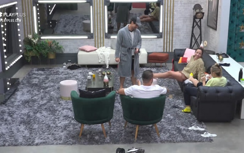 Resposta polêmica de Leandro para Renata choca Nina e Filipe - Power Couple Brasil 5