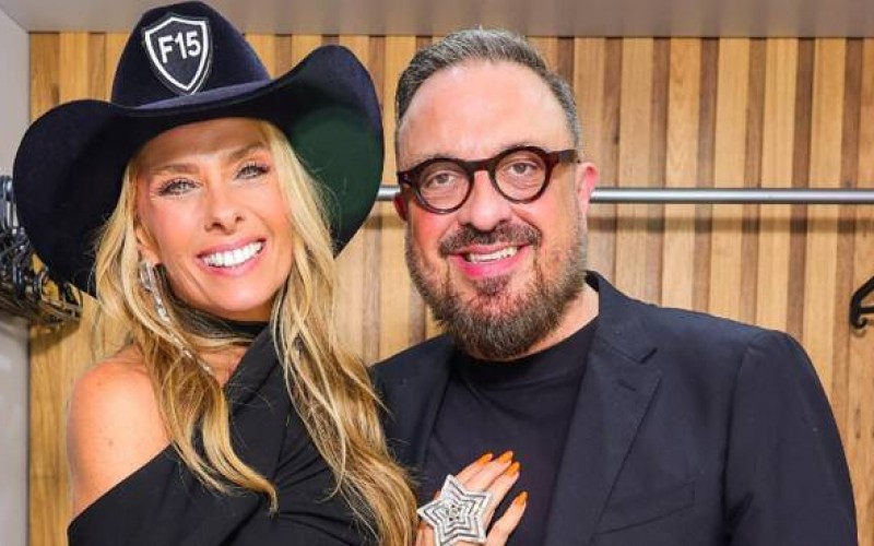 Sucesso! Carelli compartilha alcance de A Fazenda 15 em post nas redes