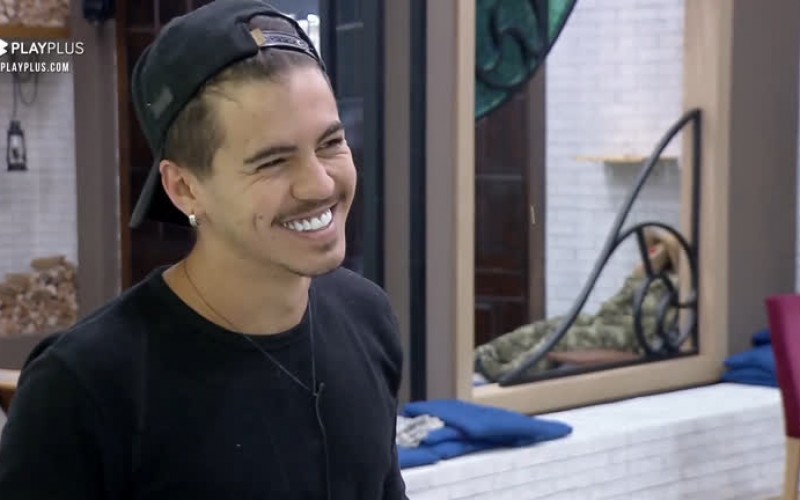 "Tá parecendo o Diogo", diz Biel sobre tapioca preparada por Lipe - A Fazenda 12