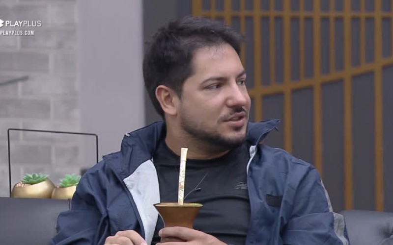 Thiago revela episódio inusitado em avião durante viagem para Dubai - Power Couple Brasil 5