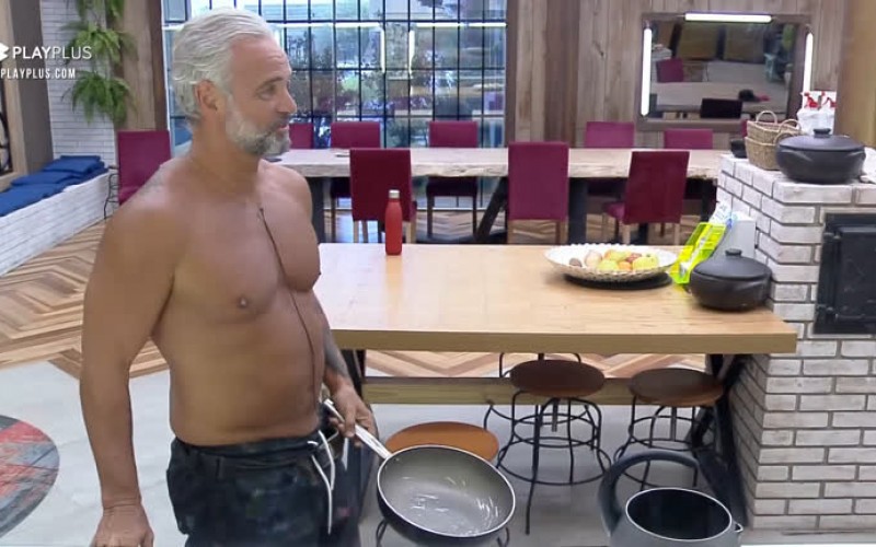 "Tudo tem um preço", brinca Mateus com Lidi sobre ser Fazendeira - A Fazenda 12