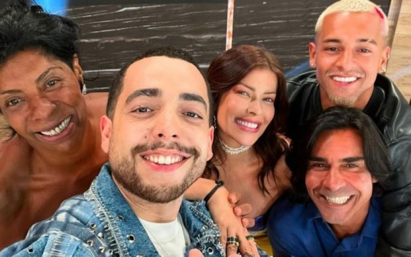 "Vivi sem ter medo do que o público falaria lá fora", revela Jaquelline na Cabine de Descompressão