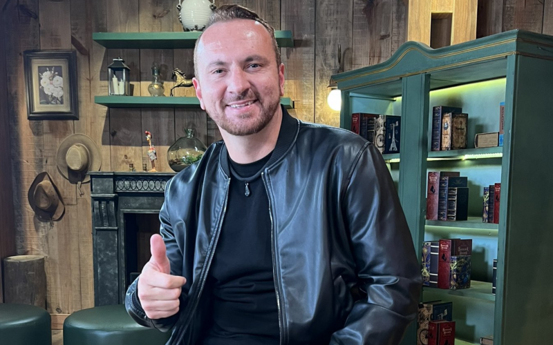 Assista à Live do Eliminado! Zé Love vai hablar sobre a participação polêmica em A Fazenda 16