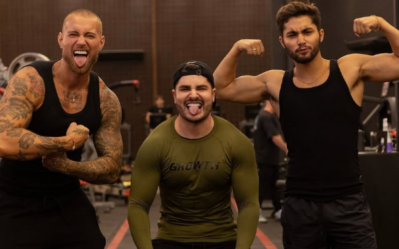 De A Fazenda para a academia! Yuri Bonotto e Gui Vieira se juntam a Lucas Souza em treino pesado