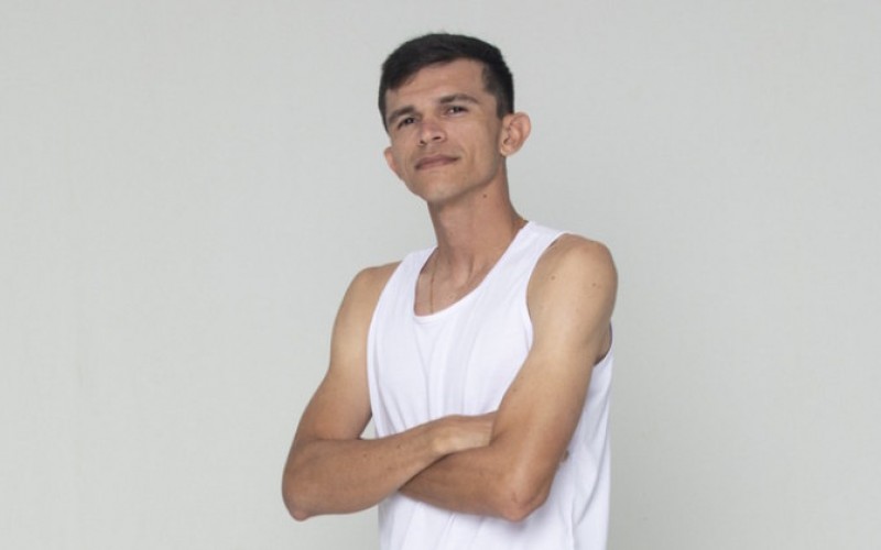 "Falso e covarde", desabafa Tiago Dionisio sobre Bruno Tálamo