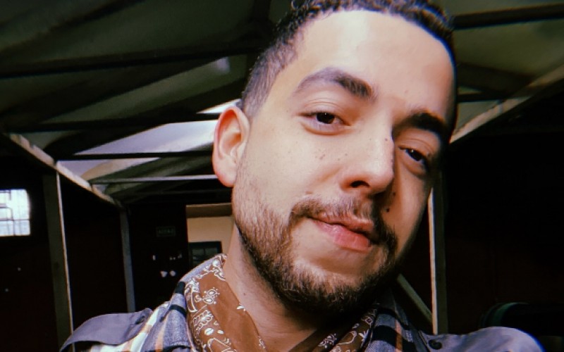 Juninho Bill e Vanessa Carvalho soltam o verbo na Cabine de Descompressão