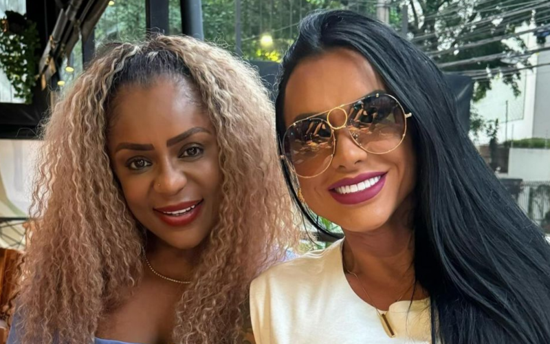 Kamila Simioni mata as saudades da parceira de reality, Cariúcha: ‘De A Fazenda para a vida’