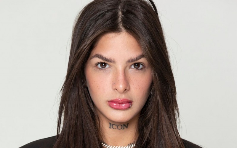 Lary Bottino chora por chocolate: "Tenho abstinência de doce"