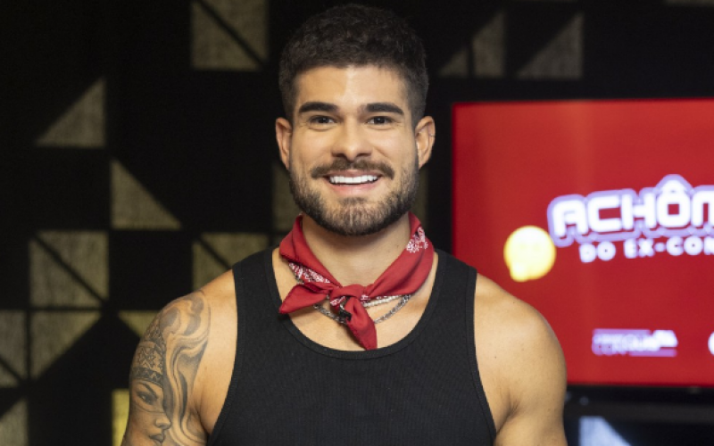 Lucas de Albú detona Rambo: ‘Prega amor e paz, mas fica desmerecendo as pessoas’