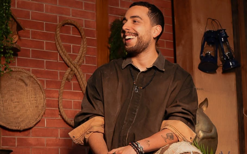 Lucas Selfie comanda Cabines de Descompressão com os peões eliminados