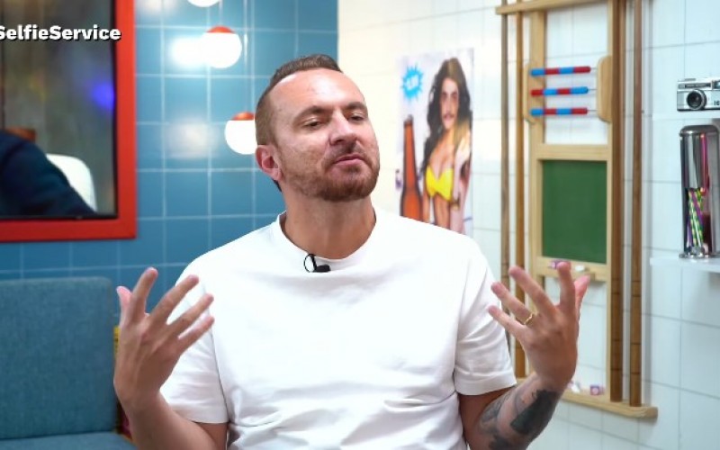 Lucas Selfie entrevista Zé Love no Selfie Service desta segunda (11)